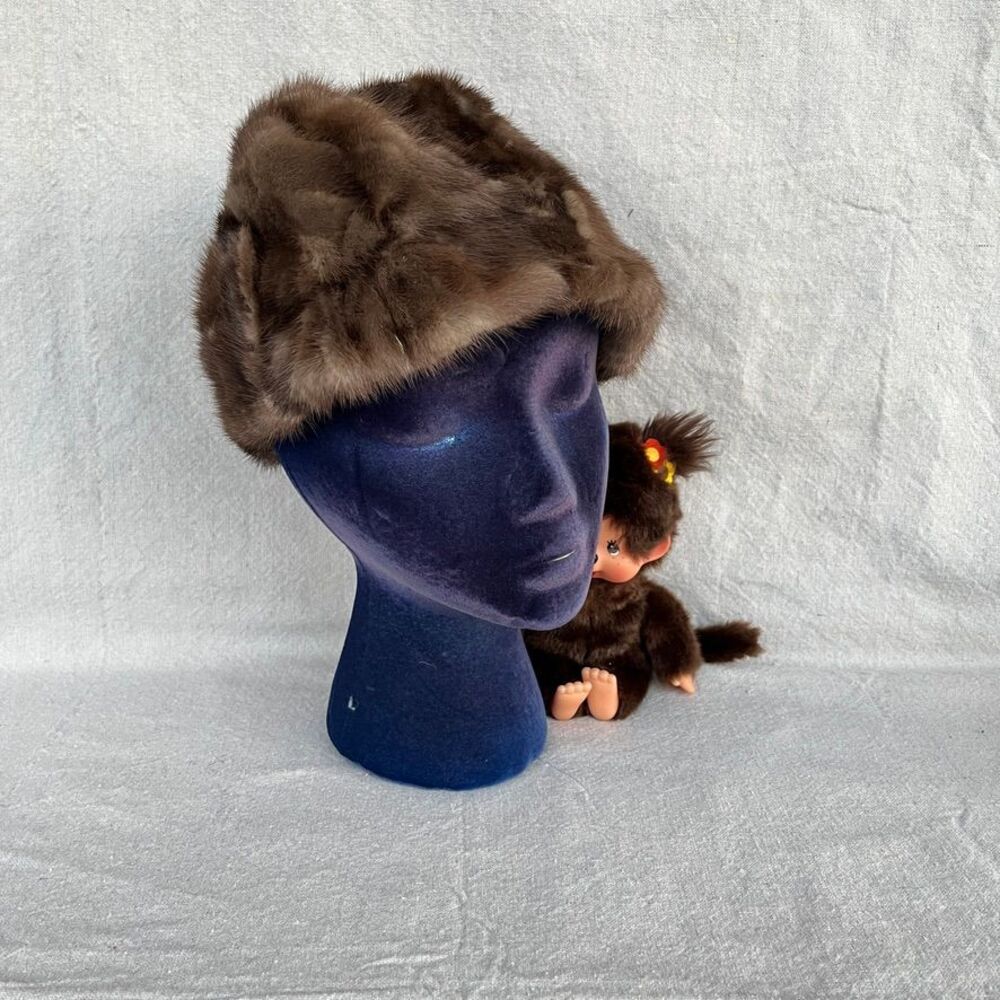 Vintage 1950s Mink Pillbox Hat‎